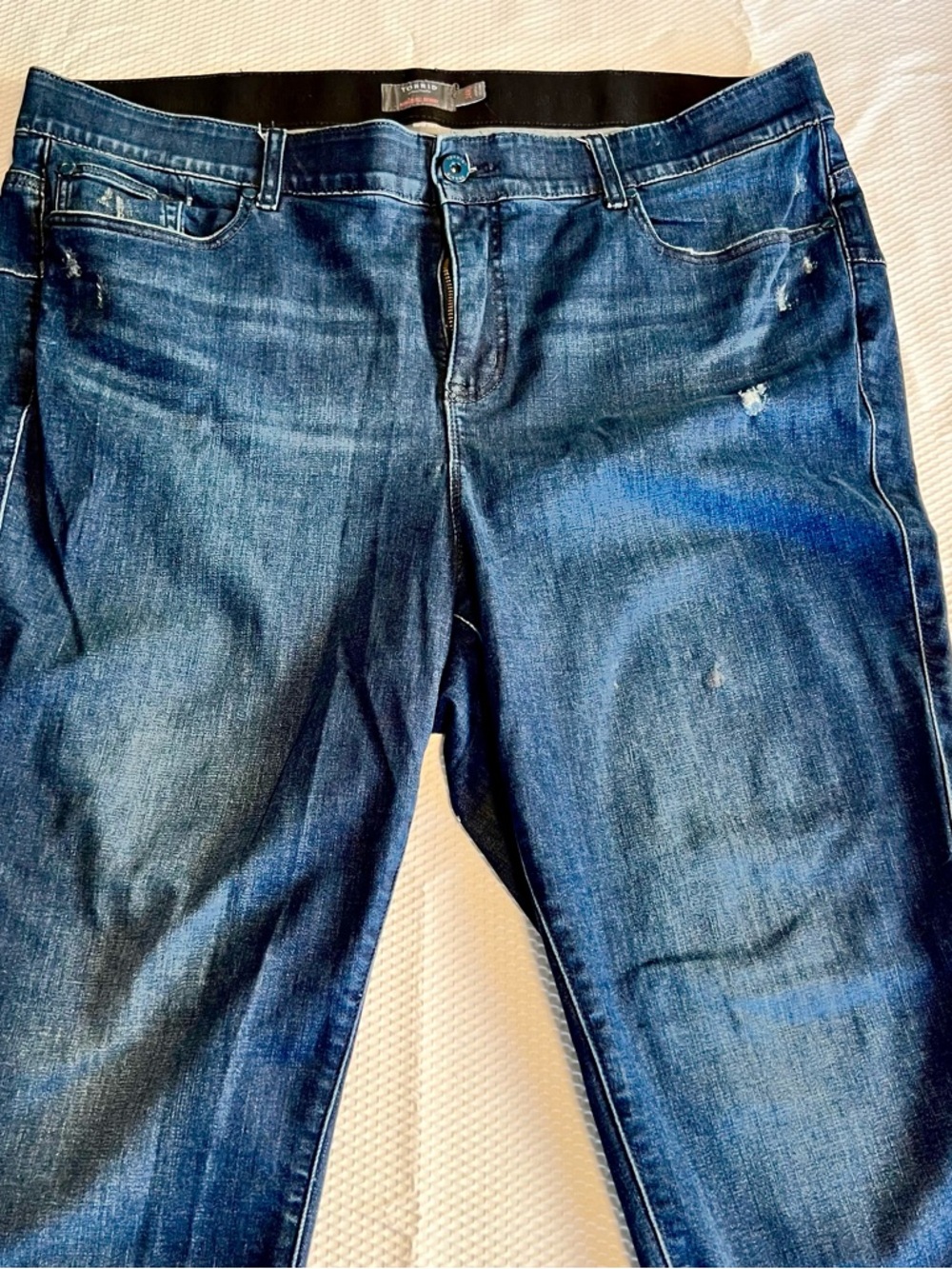 Torrid Women’s Dark Blue Distressed Bombshell Skinny Jeans 24R